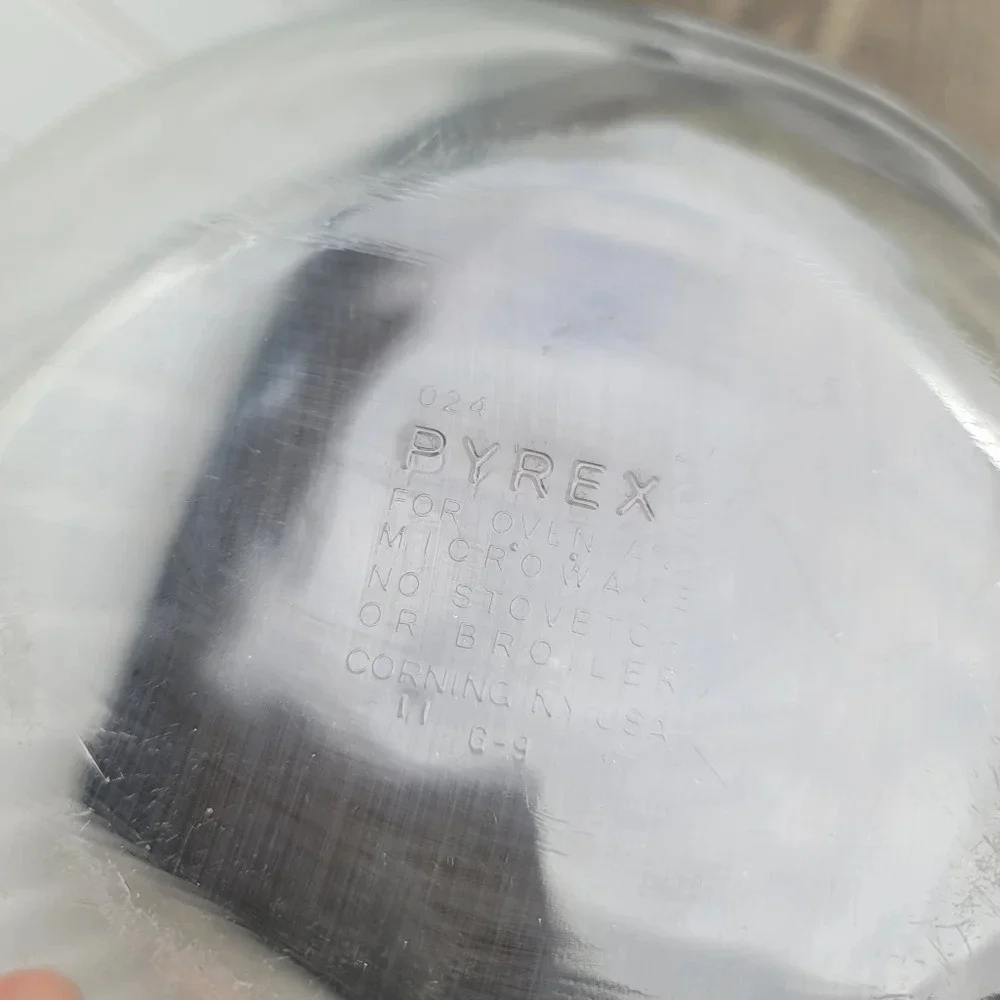 Vintage Pyrex #024 Clear Advantage Glass Round Quart 8.5